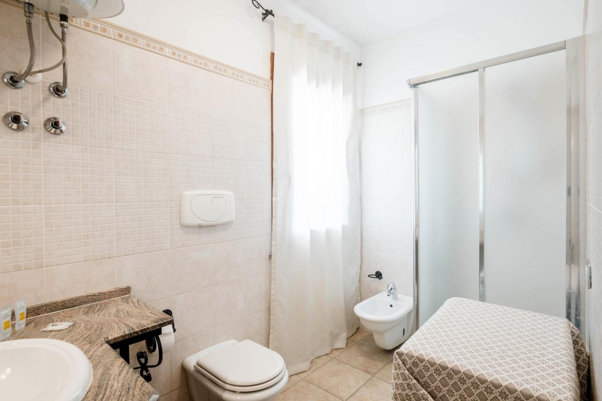 אלגהרו Sunway Luxury Apartments 2 מראה חיצוני תמונה
