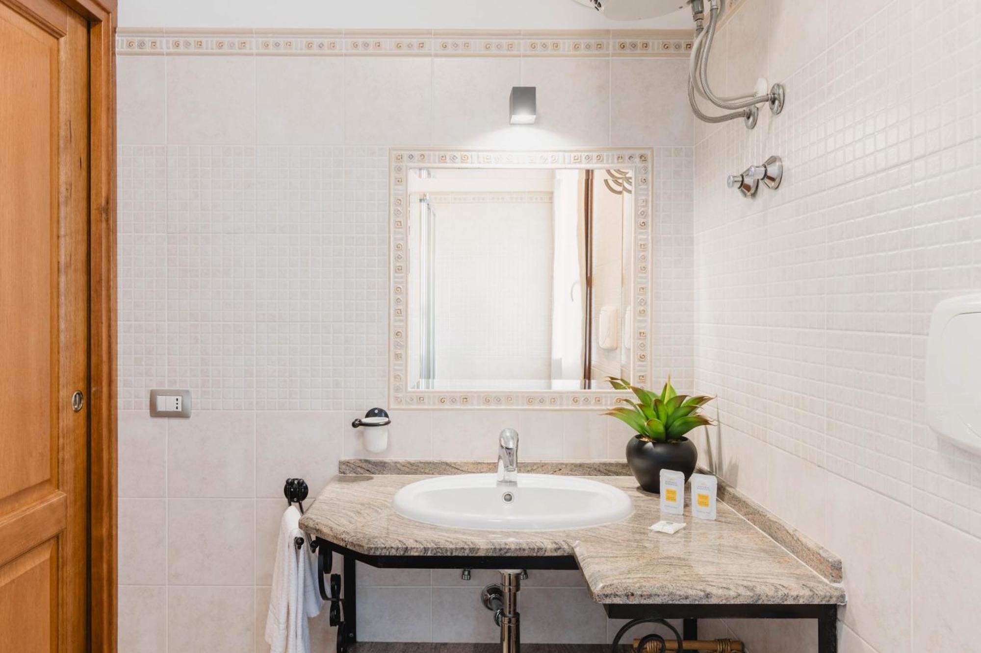 אלגהרו Sunway Luxury Apartments 2 מראה חיצוני תמונה